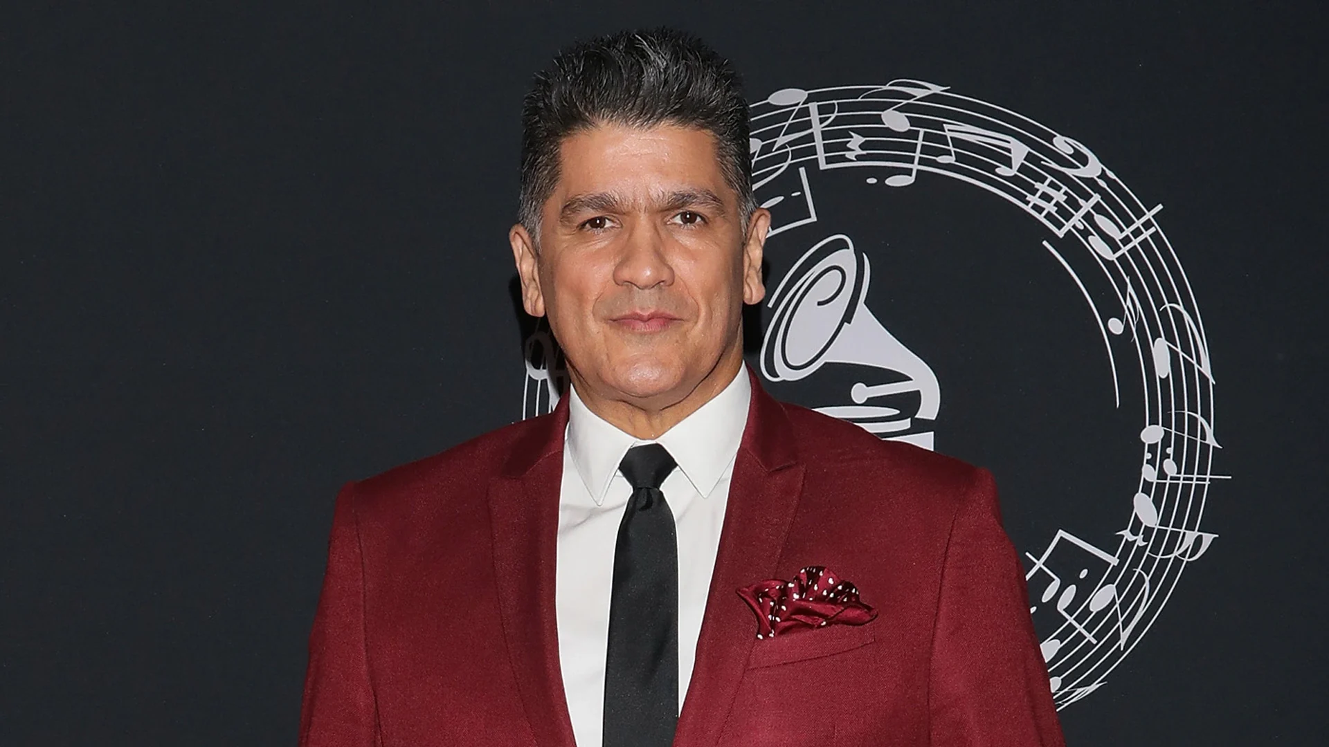 Latin Grammy 2025: Eddy Herrera gana Mejor Álbum Tropical y la música dominicana celebra